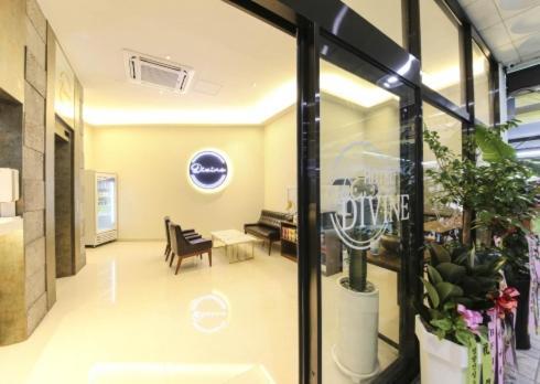 Gwangju Divine Hotel Gwangju Metropolitan City Exteriör bild