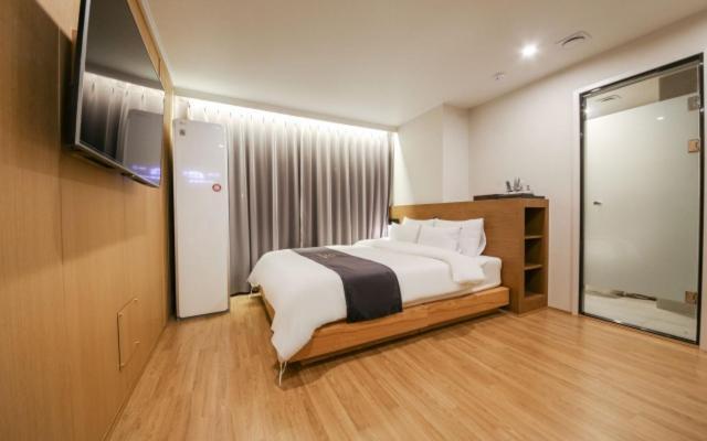 Gwangju Divine Hotel Gwangju Metropolitan City Rum bild