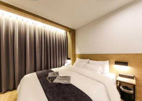 Gwangju Divine Hotel Gwangju Metropolitan City Rum bild